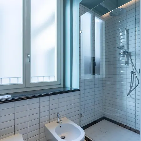 Design With Large Terrace Apartment *
